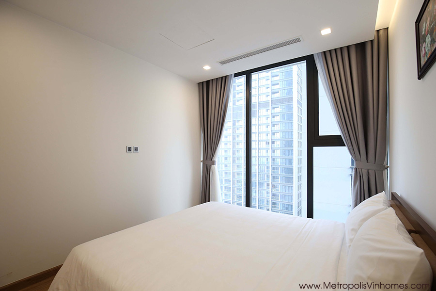Phòng ngủ 3: căn hộ M1.1805 114m2 3 ngủ cho thuê tại Metropolis.